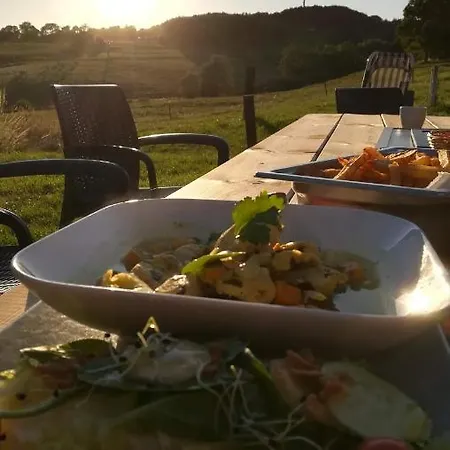 Monts Et Merveilles Godewaersvelde