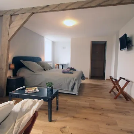 Monts Et Merveilles 3*