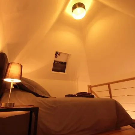 Bed & Breakfast Monts Et Merveilles 3*