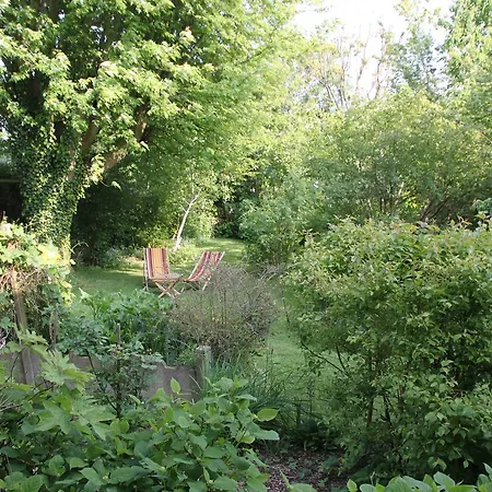 Monts Et Merveilles Bed & Breakfast *